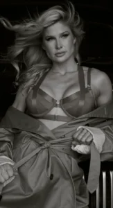 Sports performance makeup with dramatic styling and sculpted beauty, created by Waring Makeup, Ottawa Fitness Competition Makeup Artist.